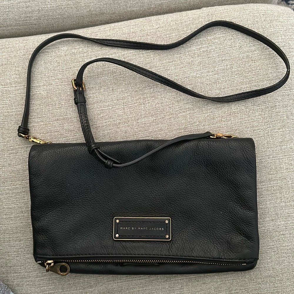 Marc by Marc Jacobs side body black cow leather gold hardware purse
